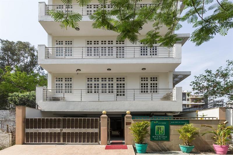 Hotel Mehra Residency At The Airport Nueva Delhi Exterior foto